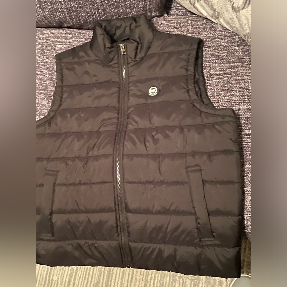 Michael kors puffer vest